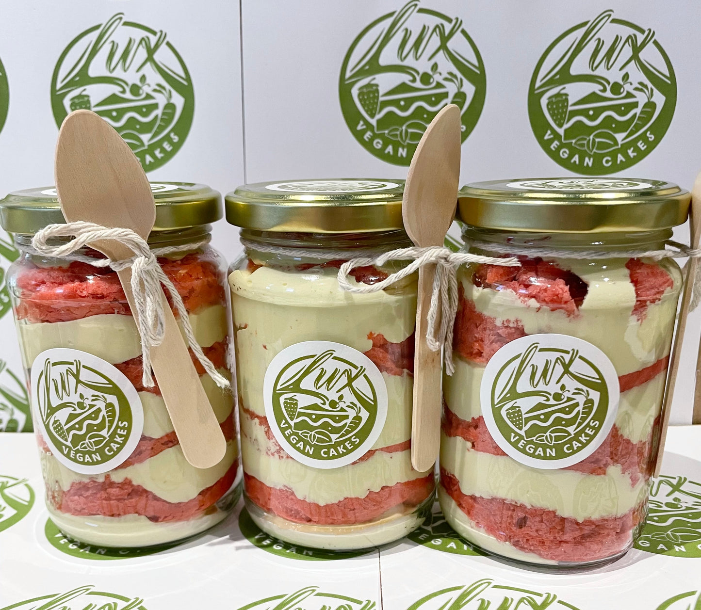 Red velvet sponge Medium Cake Jars