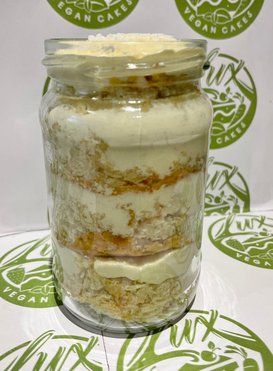 Coconut dream sponge Medium Cake Jars