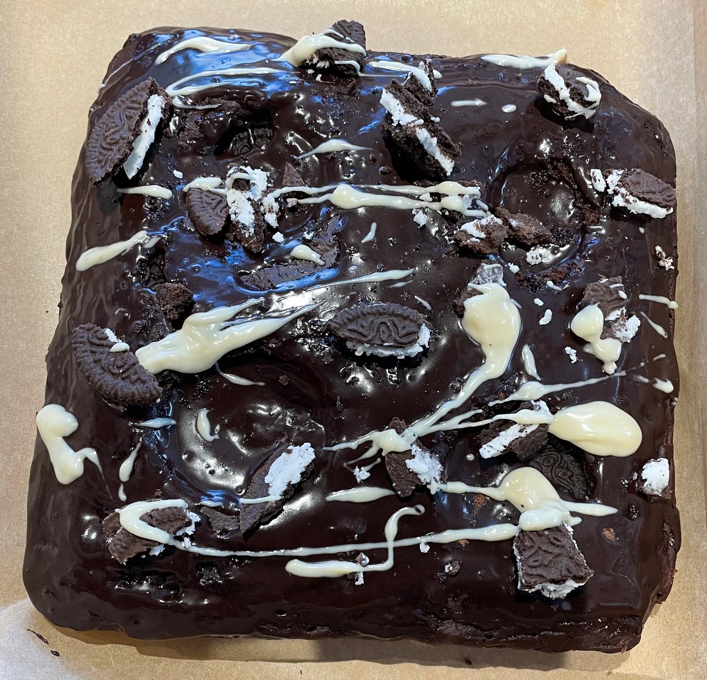 Vegan Cookies & Cream ‘Oreo’ cake