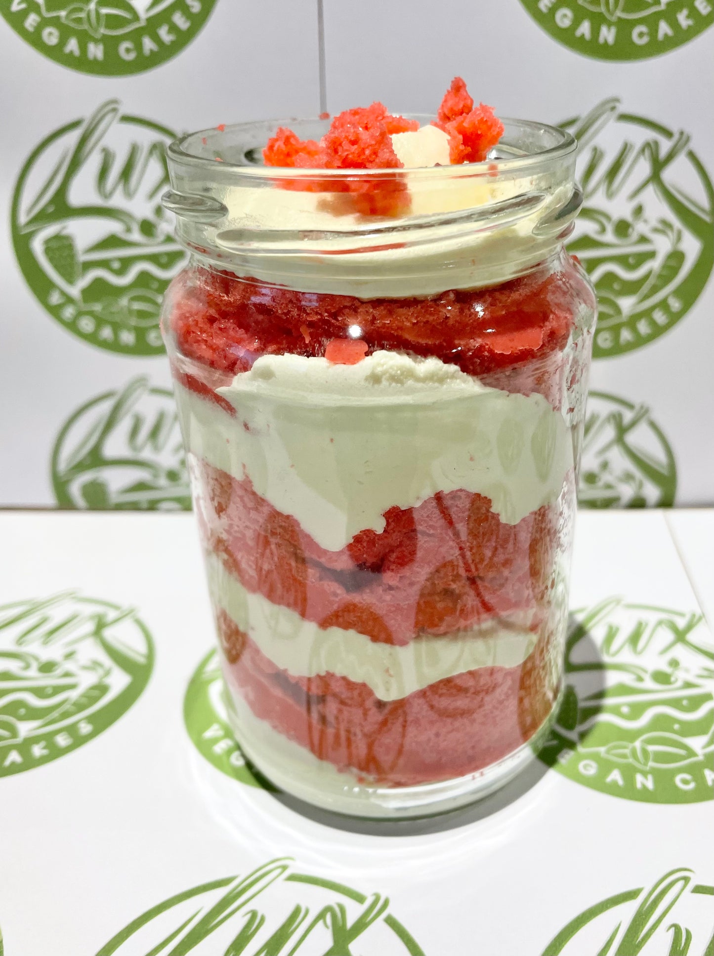 Red velvet sponge Medium Cake Jars