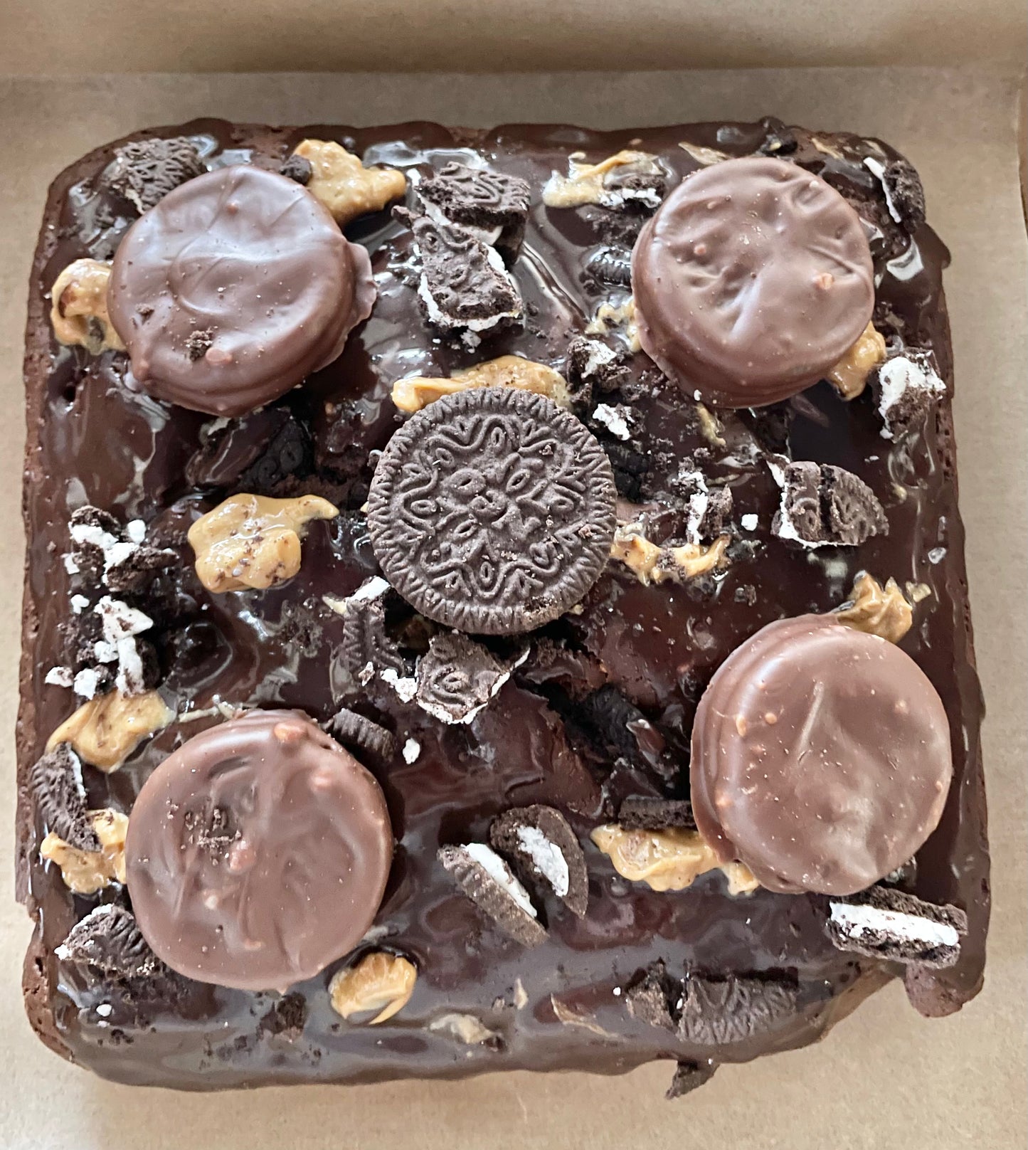 Peanut Butter Oreo Cake