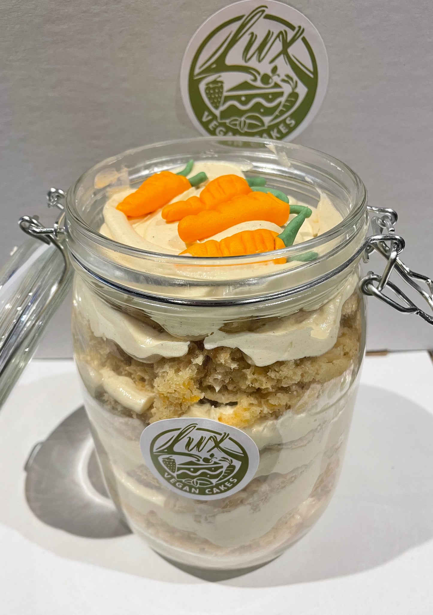 XL Carrot Cake in a Jar