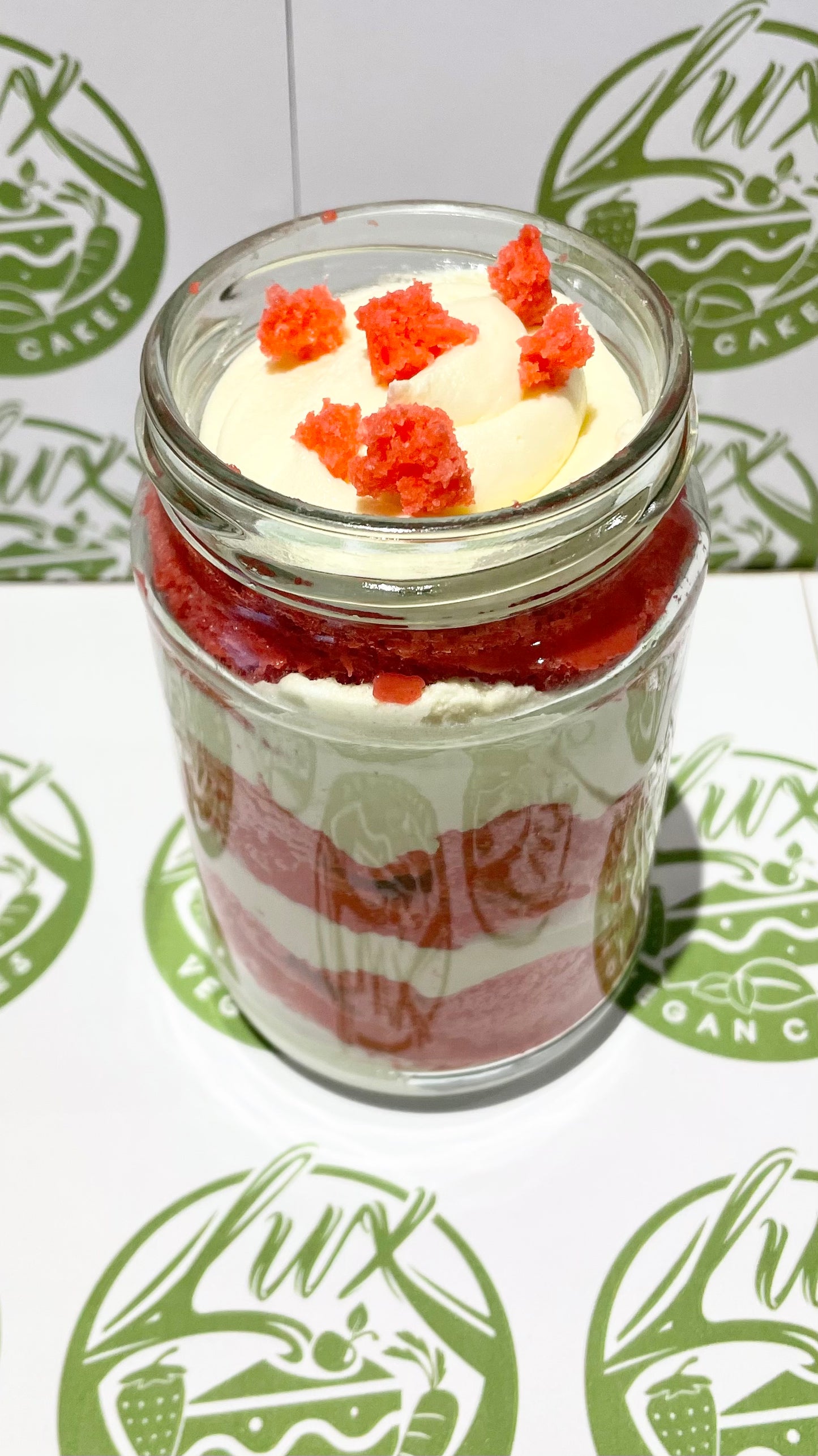 Red velvet sponge Medium Cake Jars