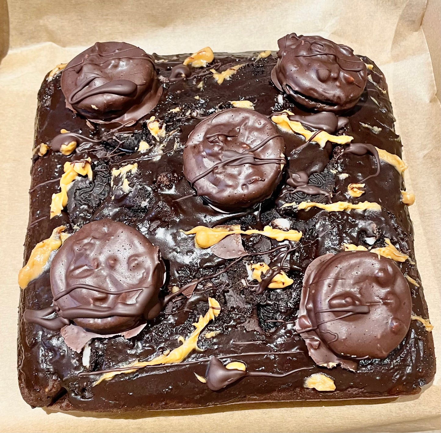 Peanut Butter Oreo Cake