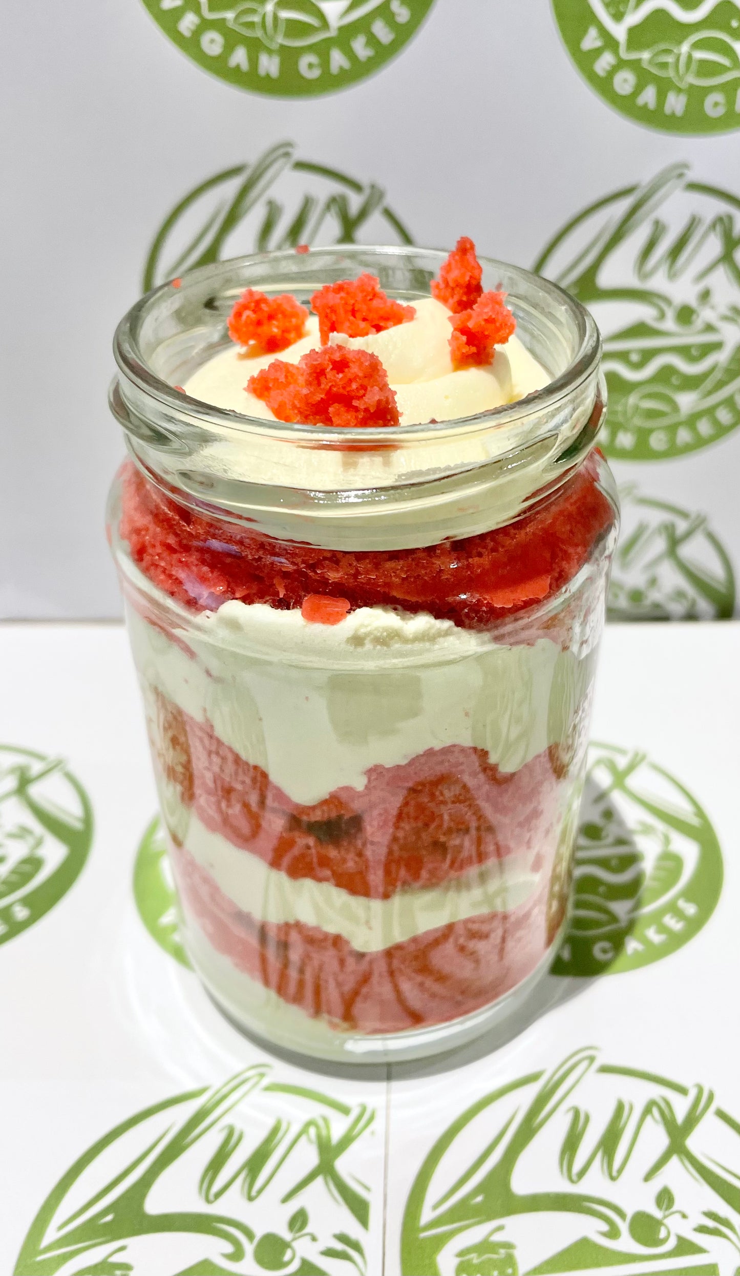 Red velvet sponge Medium Cake Jars